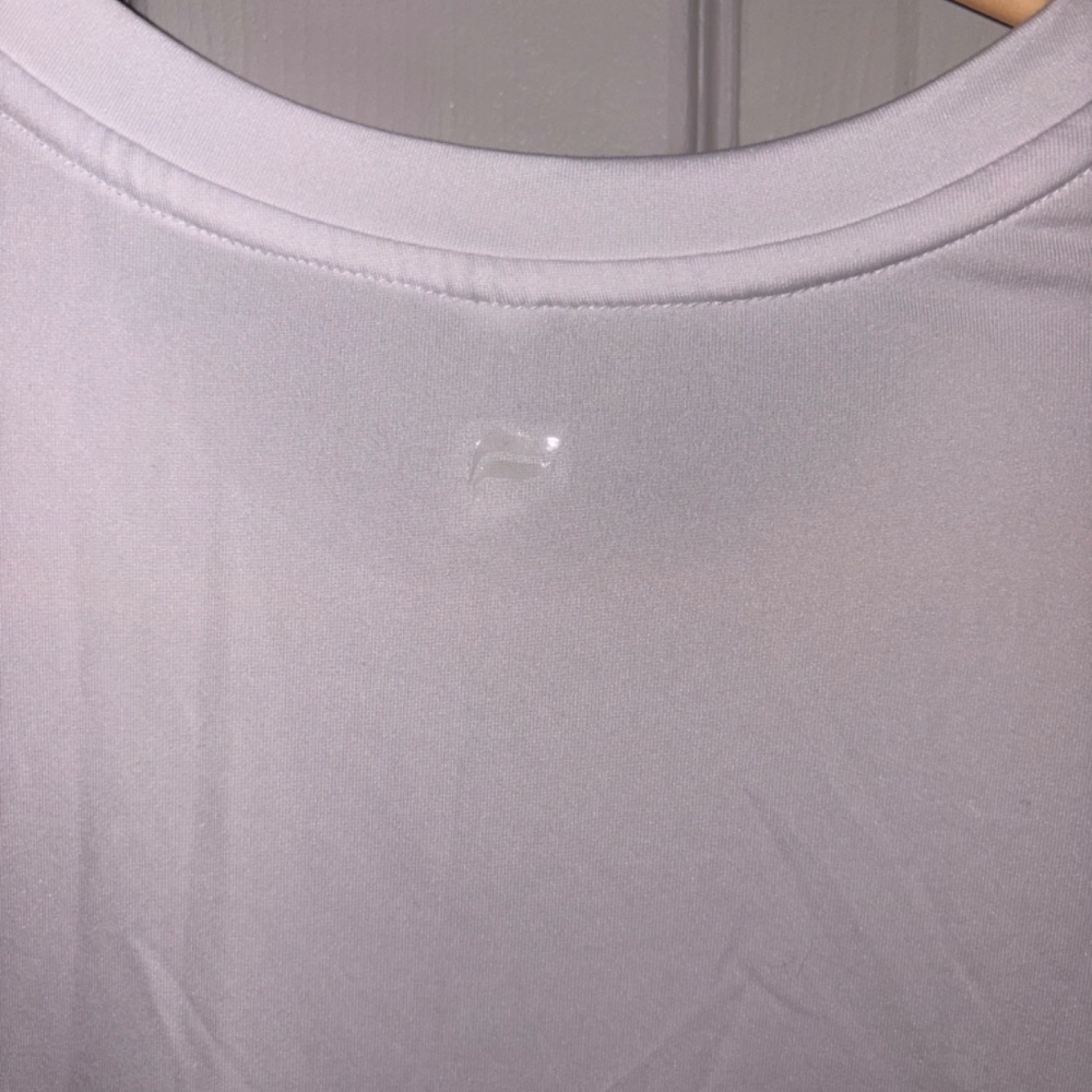 🤍 Fabletics White Performance Tee | Size S - Picture 4 of 4